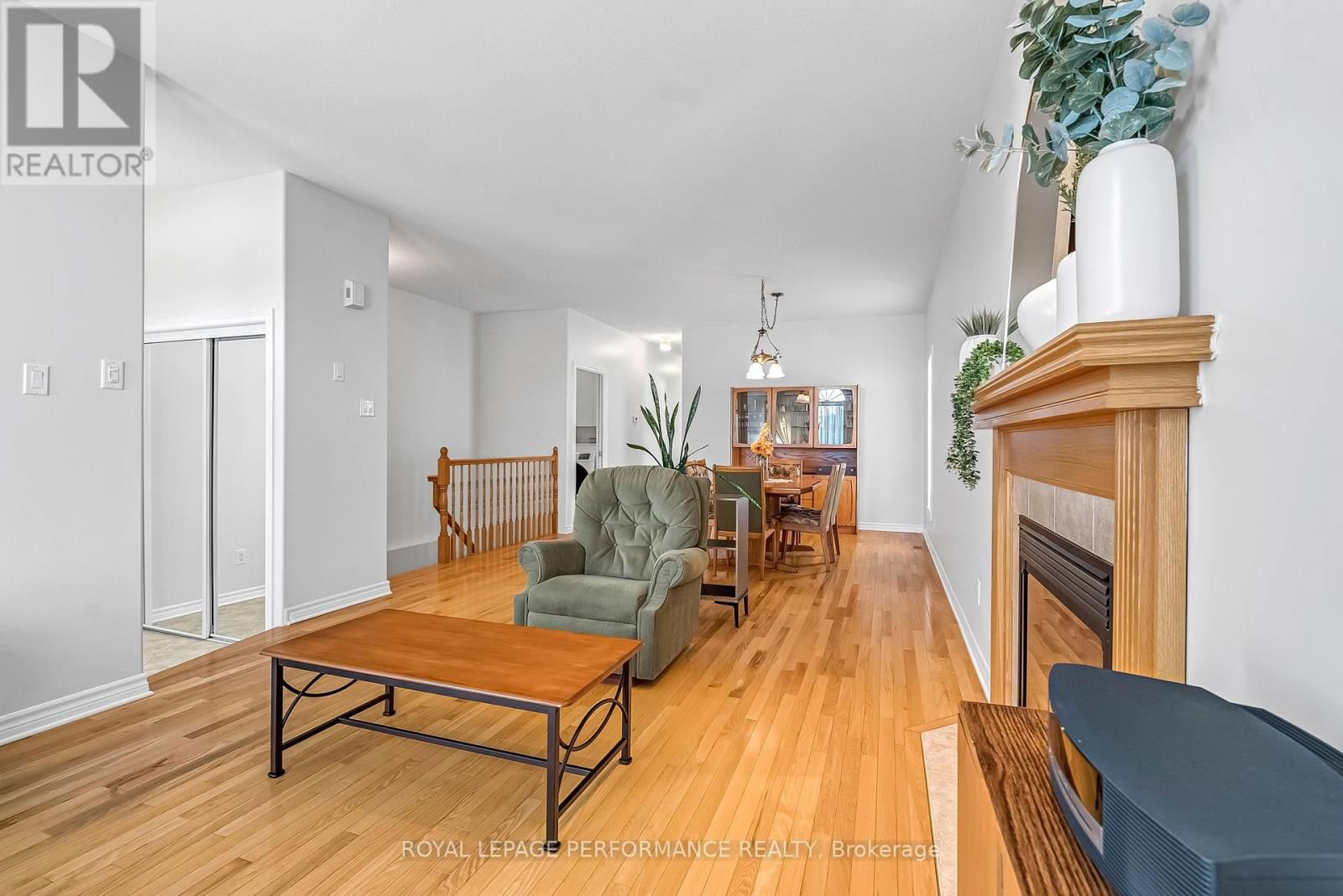1921 SCHROEDER CRESCENT Image 5