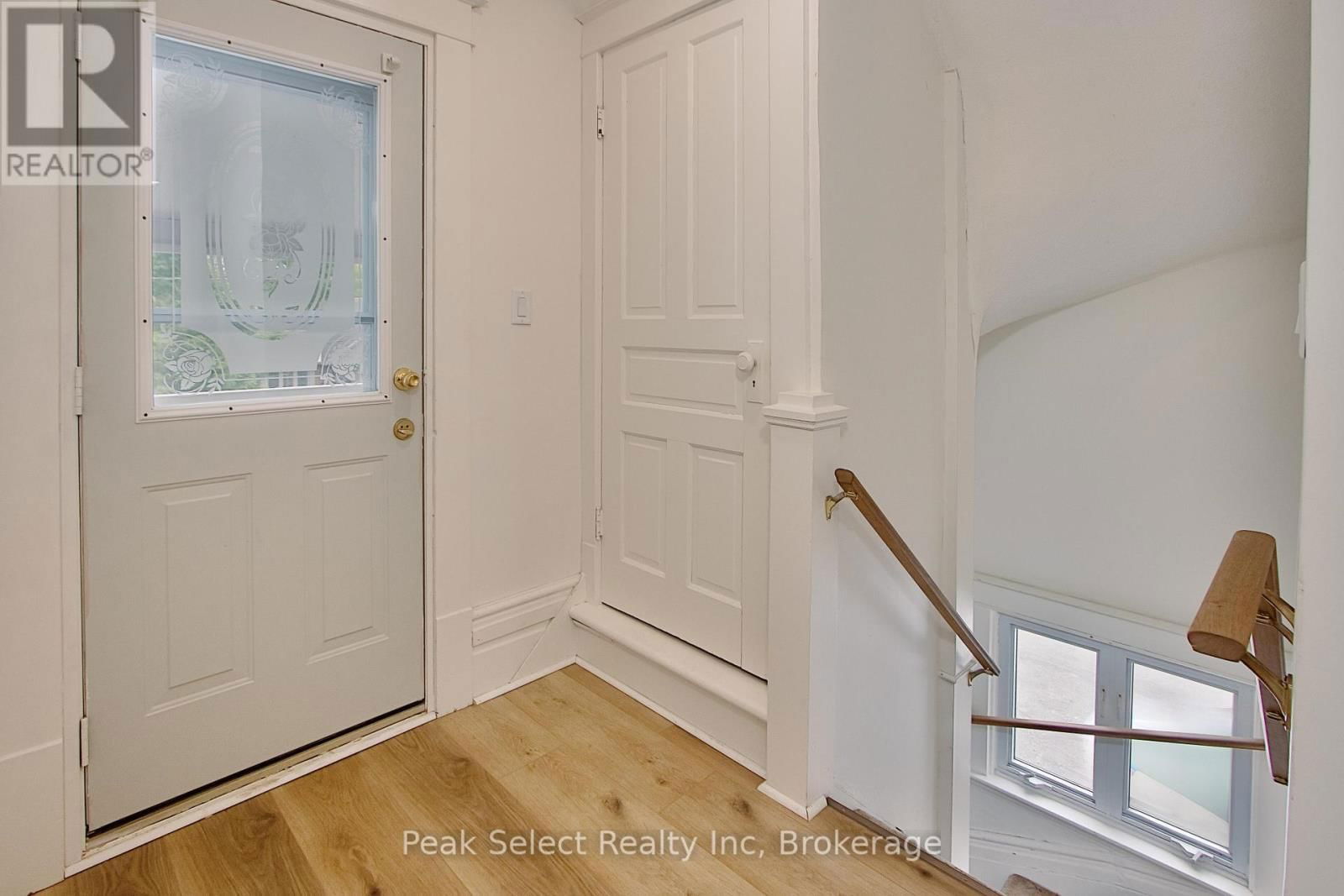 286 TRACY STREET Image 6