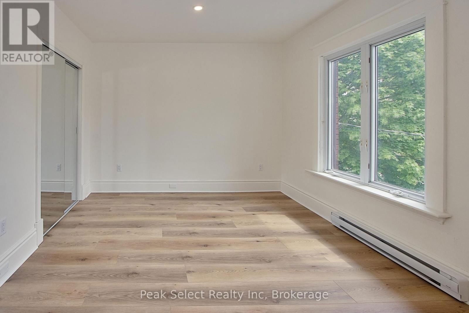 286 TRACY STREET Image 7