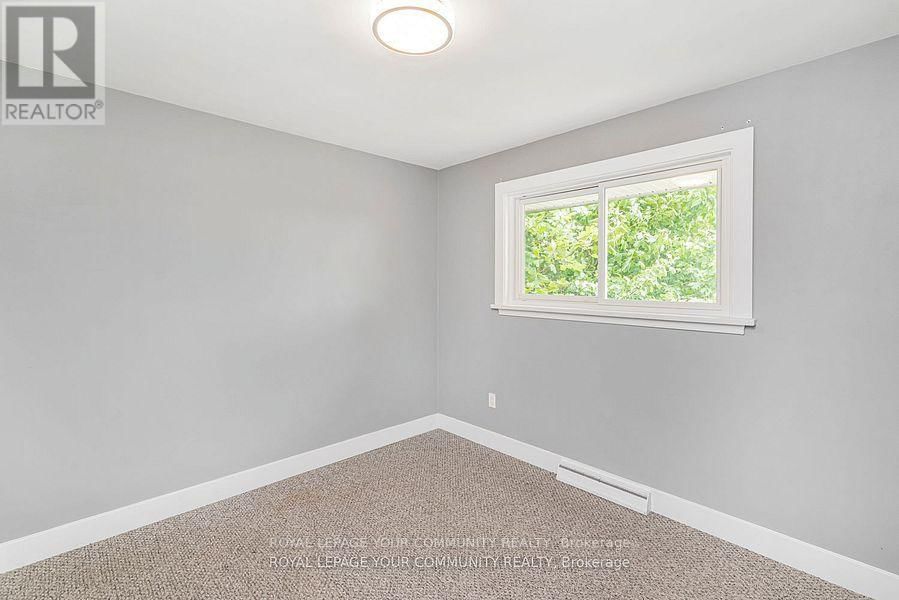 70 GOLDEN BOULEVARD EAST Image 21