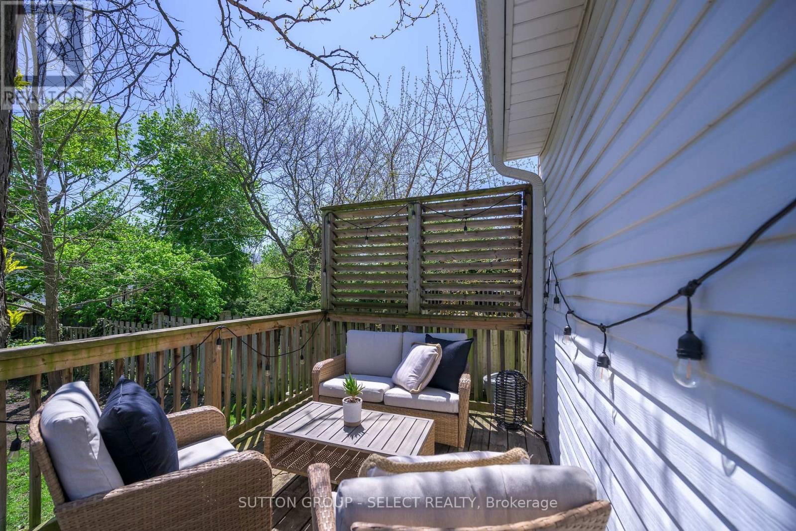 829 ELIAS STREET Image 10