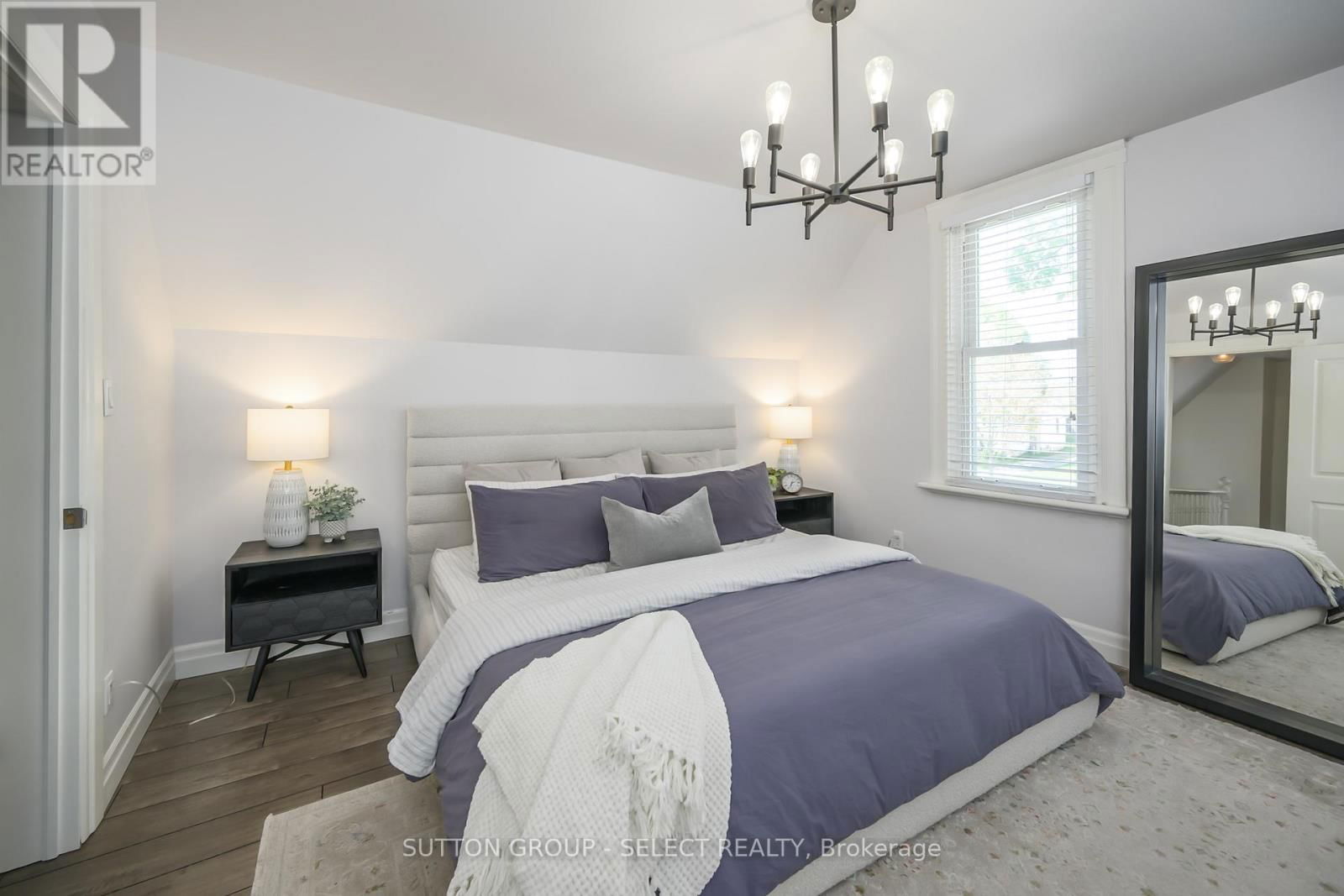 829 ELIAS STREET Image 34