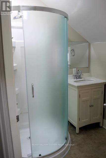 310 EDINBURGH STREET Image 12