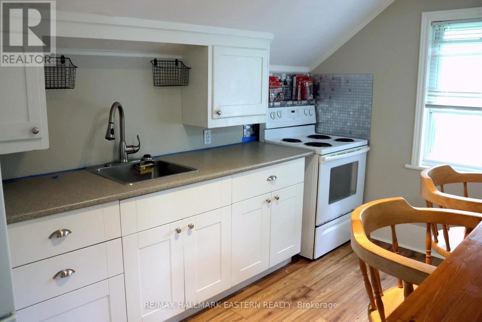 310 EDINBURGH STREET Image 5