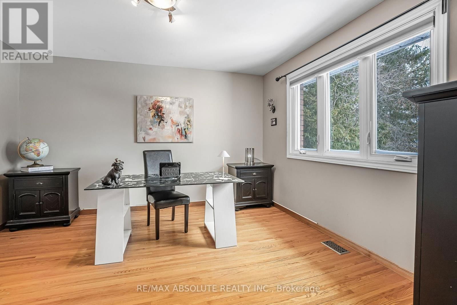 68 ST CLAIRE AVENUE Image 33
