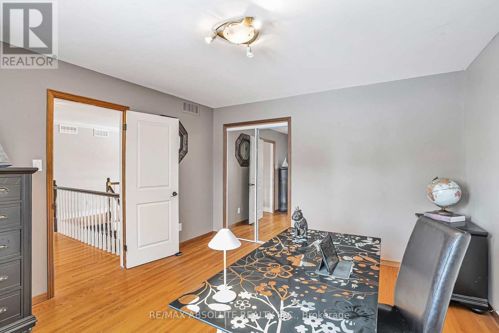 68 ST CLAIRE AVENUE Image 34
