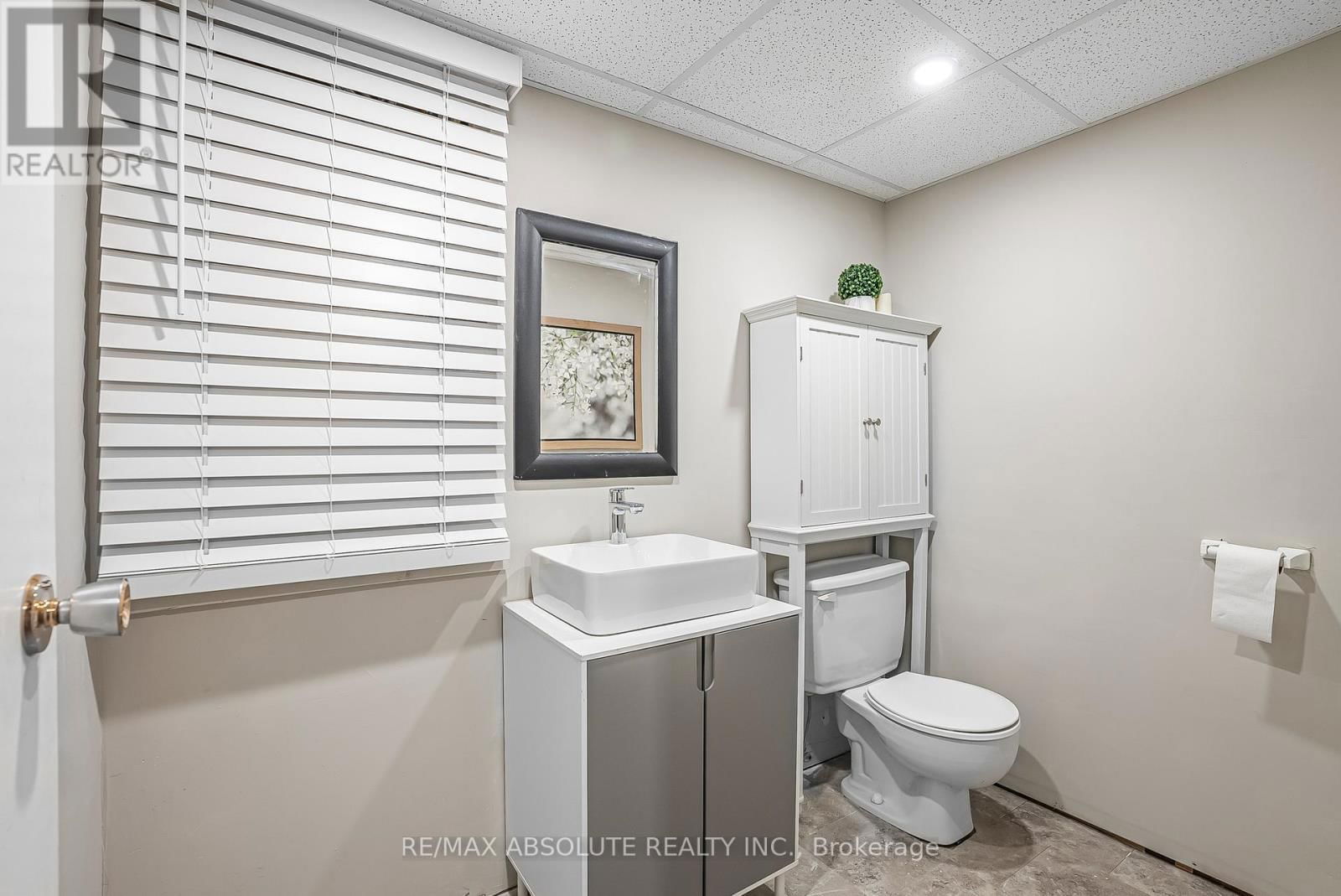 68 ST CLAIRE AVENUE Image 41