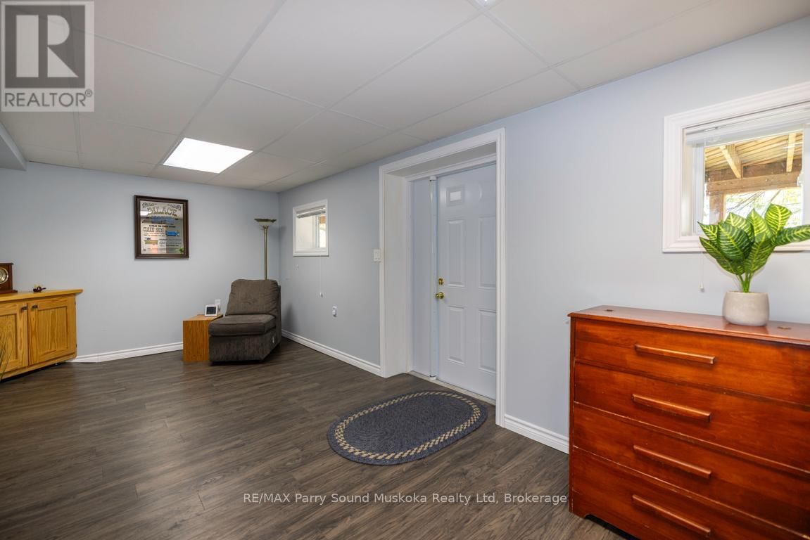 213 DUNCHURCH ESTATES ROAD Image 32