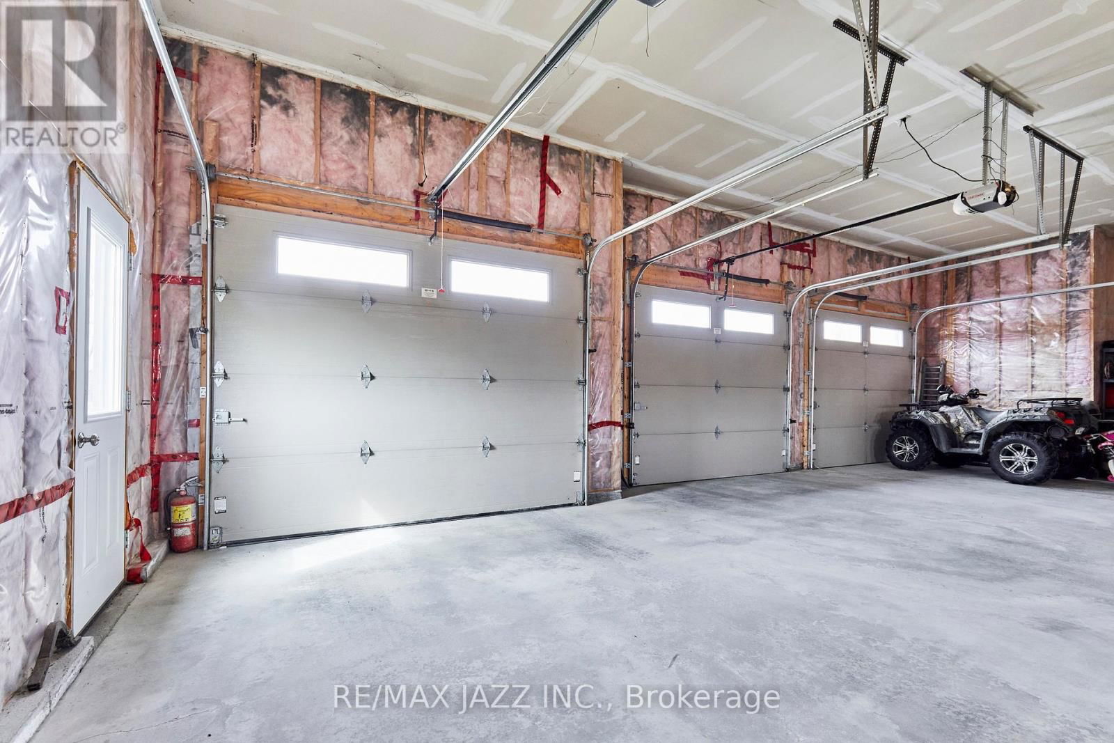137 SHARPE LINE Image 43