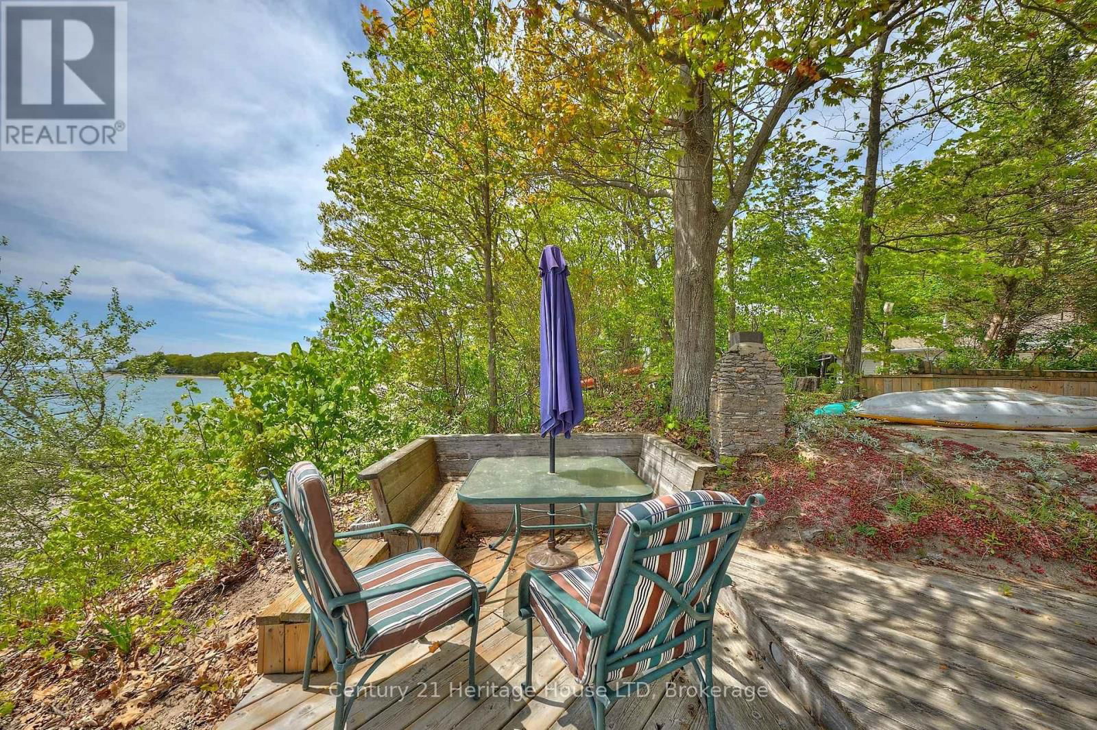 2901 VIMY ROAD Image 39