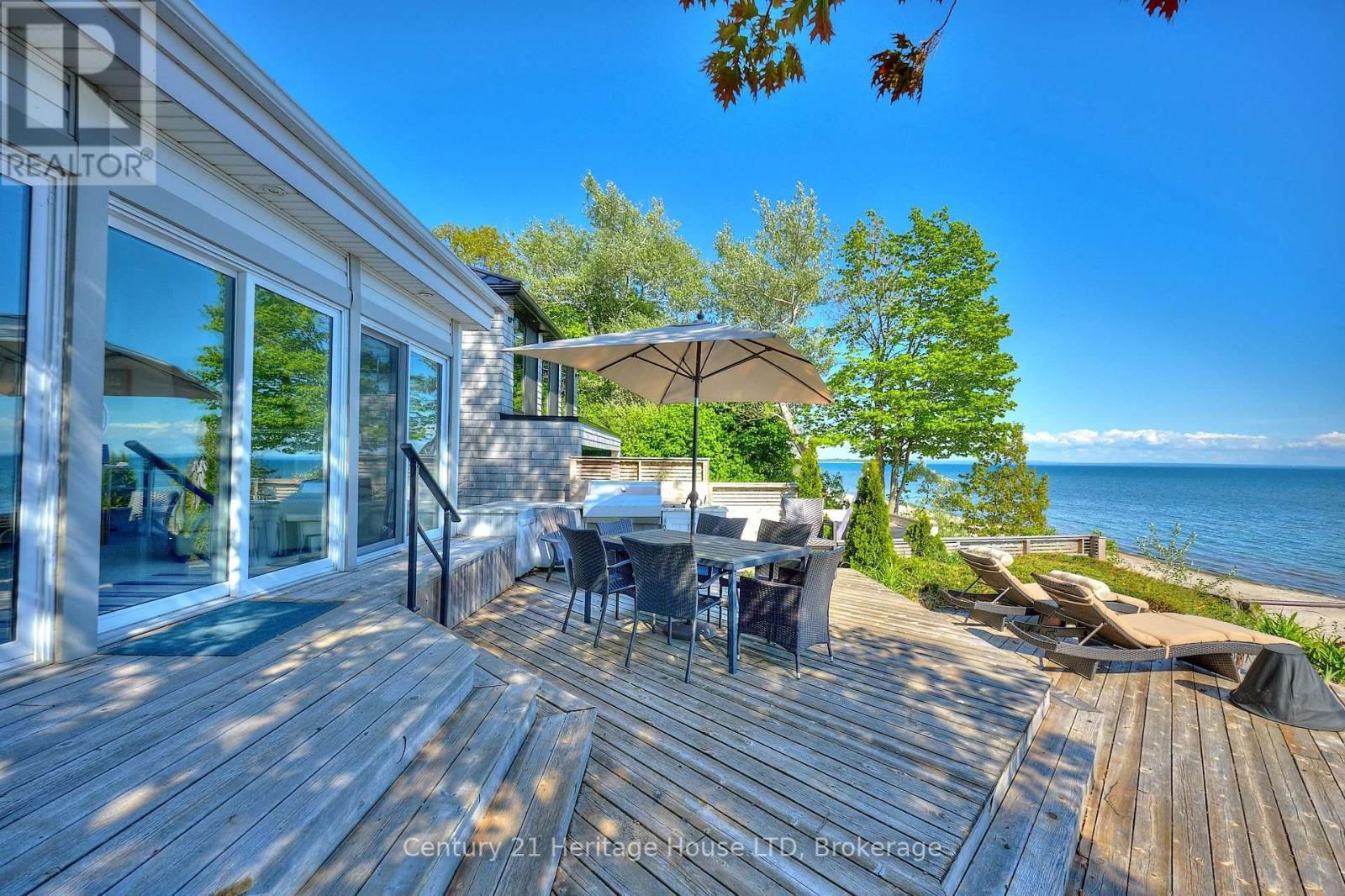 2901 VIMY ROAD Image 42