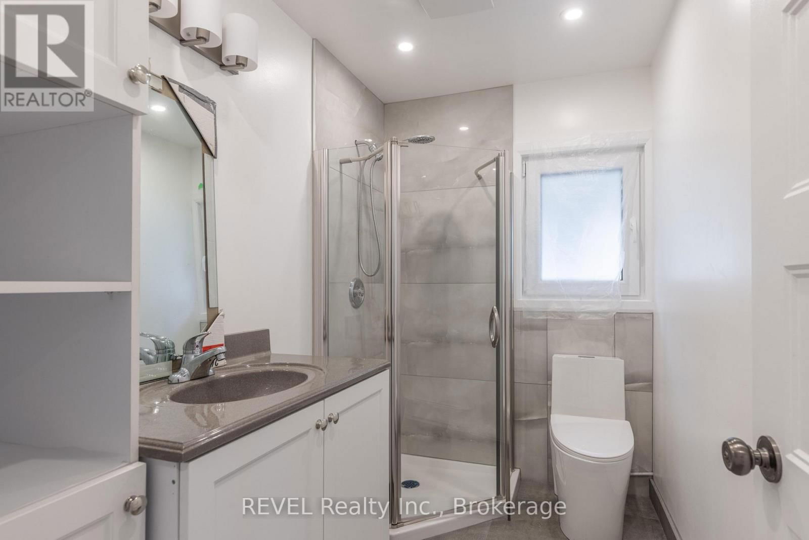 4992 MCRAE STREET Image 11