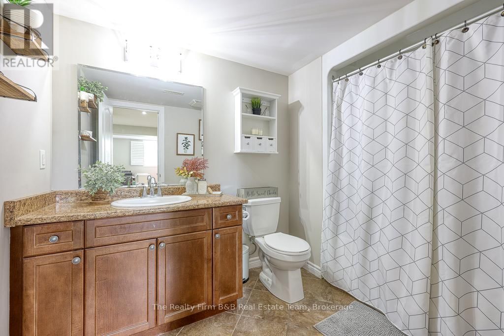 491 ALAN CRESCENT Image 31