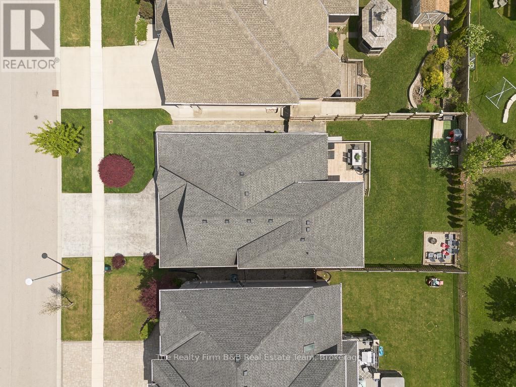 491 ALAN CRESCENT Image 46