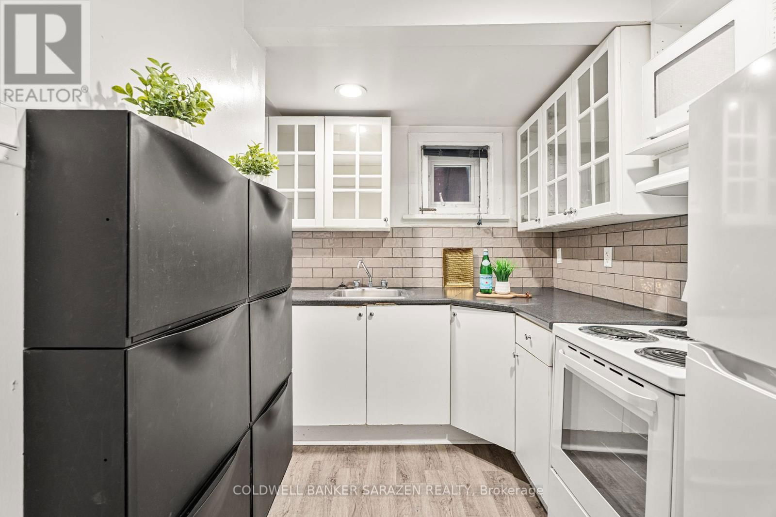 1 - 229 CHARLOTTE STREET Image 13
