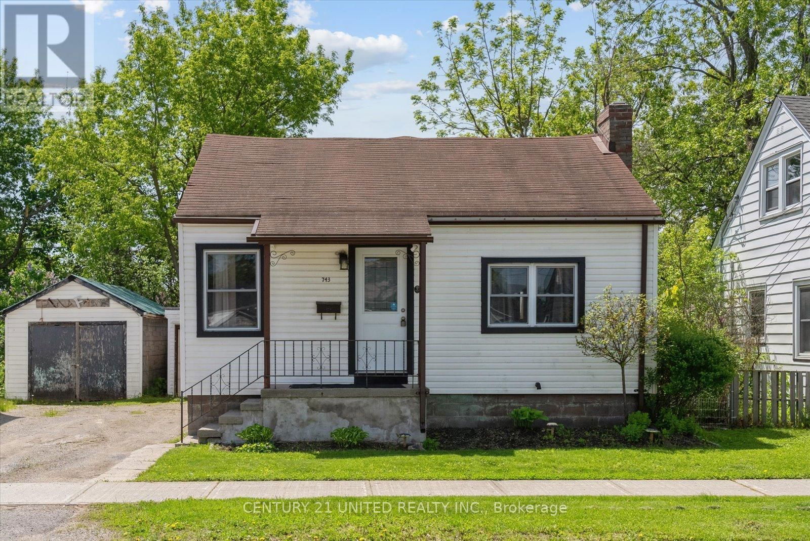 743 ST MARYS STREET Image 2
