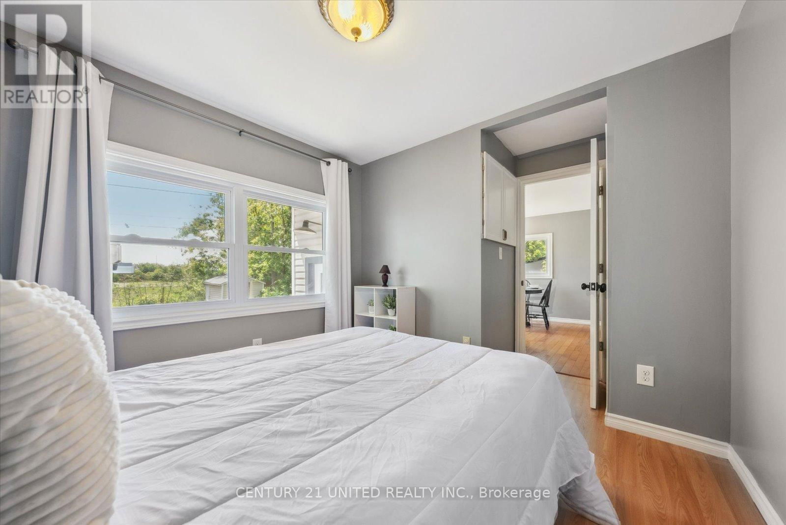 743 ST MARYS STREET Image 27