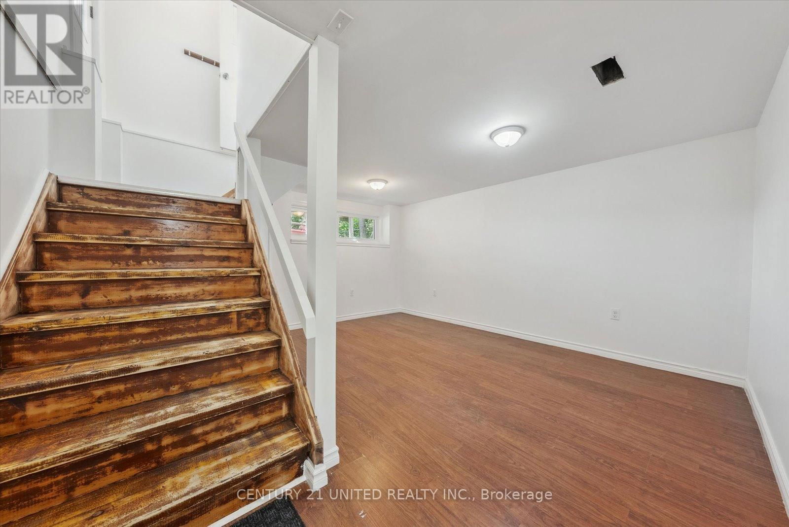 743 ST MARYS STREET Image 29