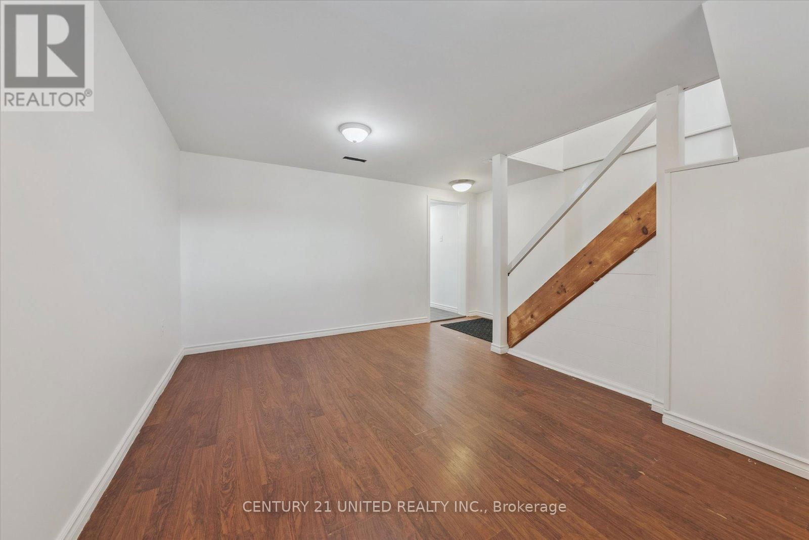 743 ST MARYS STREET Image 31