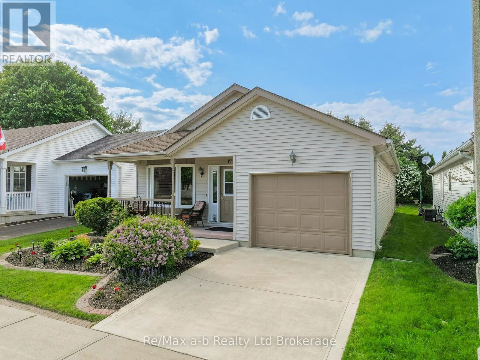 19 BRASHER DRIVE Image 3