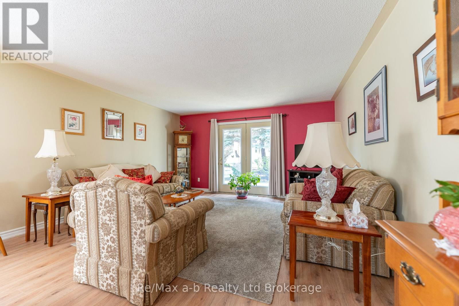 19 BRASHER DRIVE Image 6