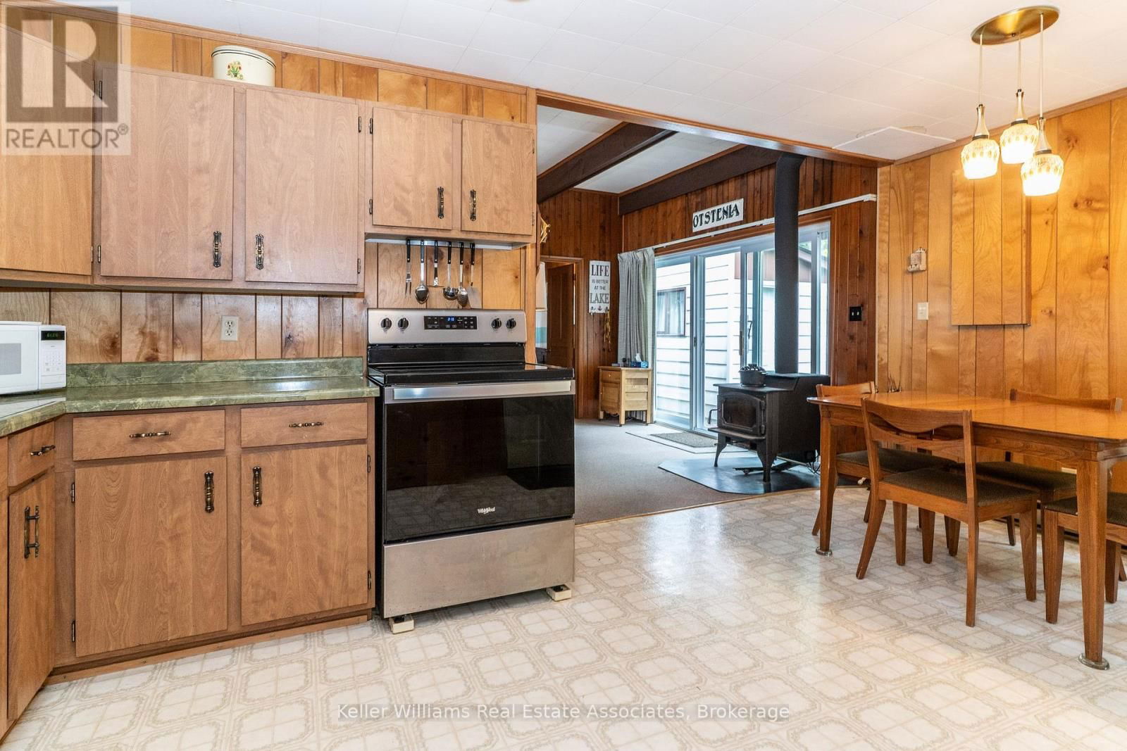 Unit 2 - 1200 NORTH SHORE DRIVE Image 3