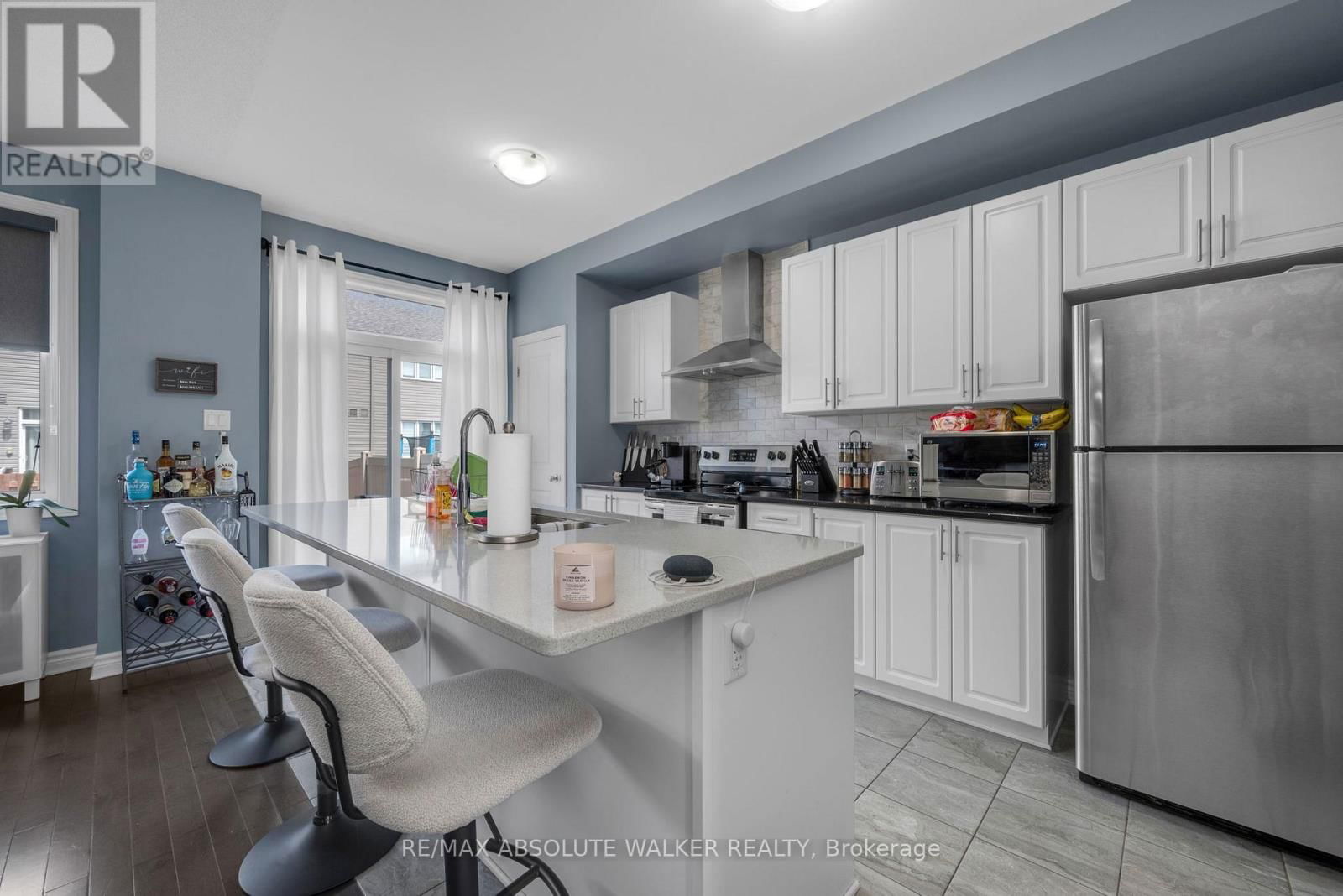 707 DECOEUR DRIVE Image 13