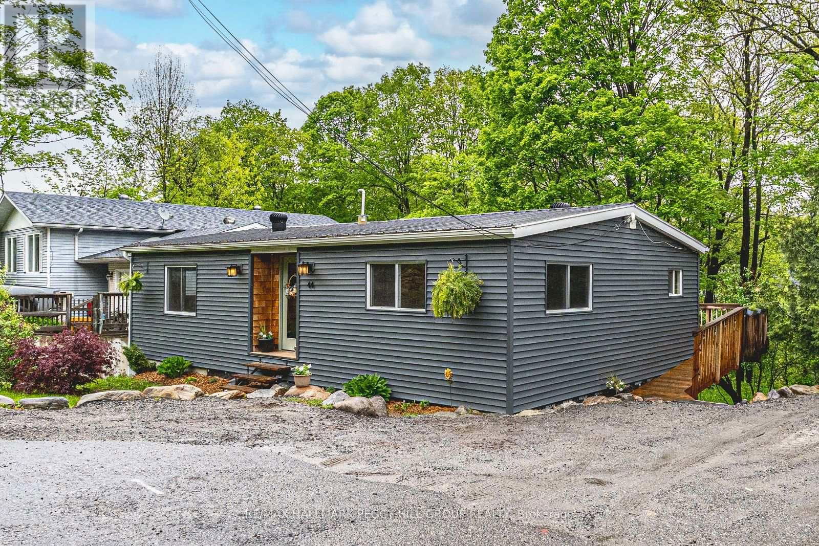 44 EDWARD STREET Image 1
