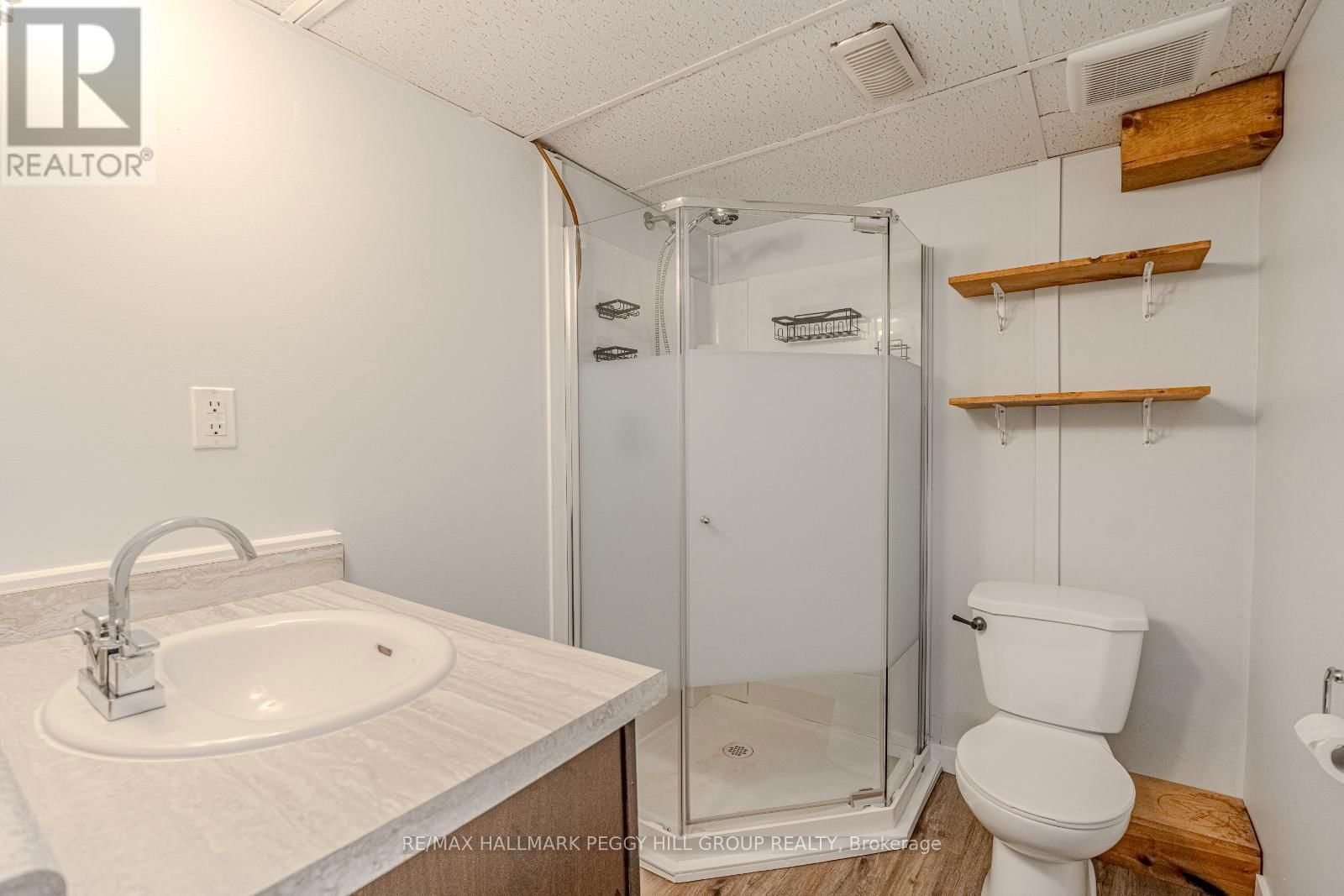 44 EDWARD STREET Image 16