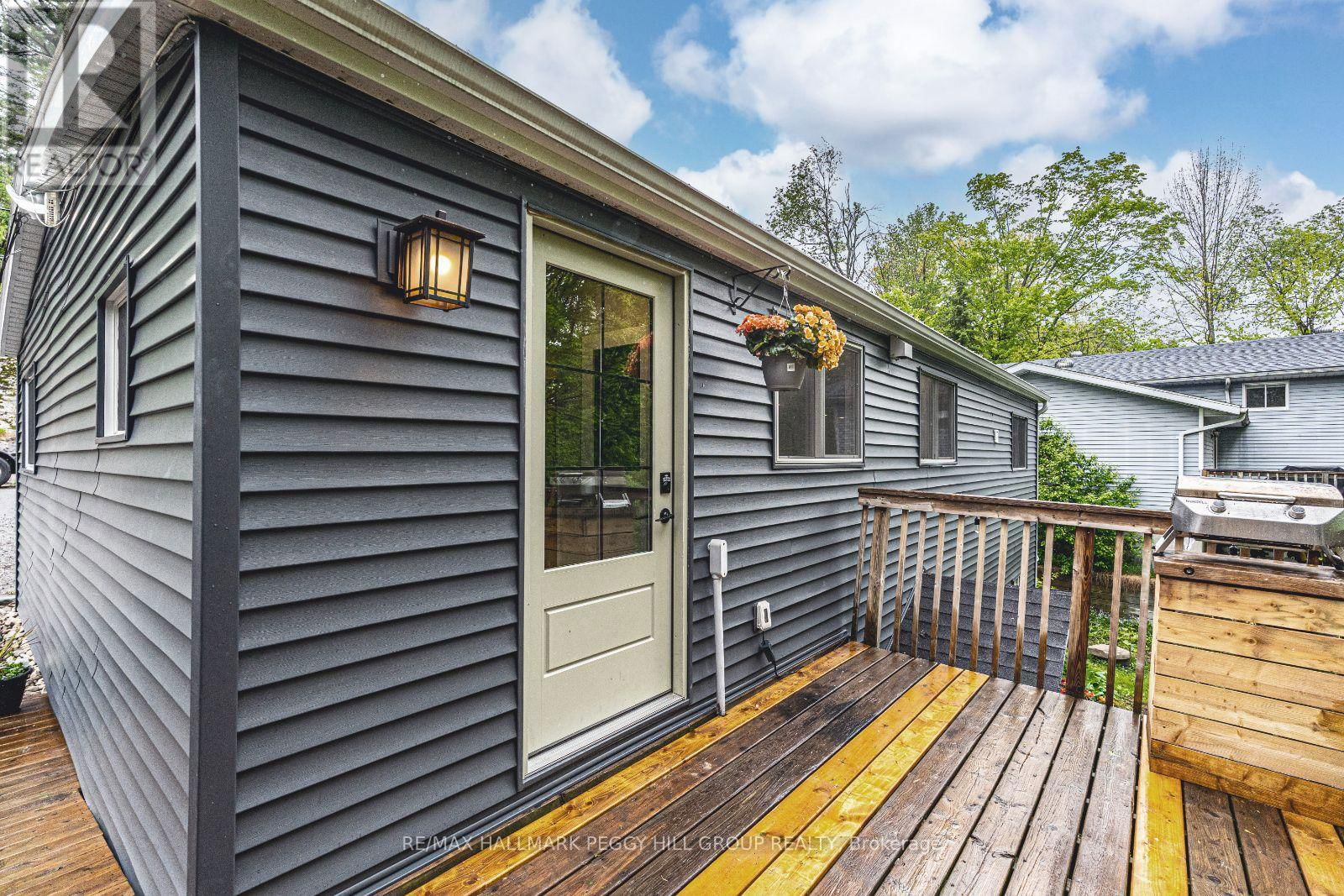 44 EDWARD STREET Image 17