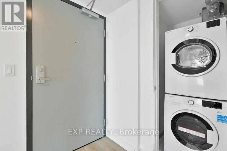 301 - 29 ROBINSON AVENUE Image 15