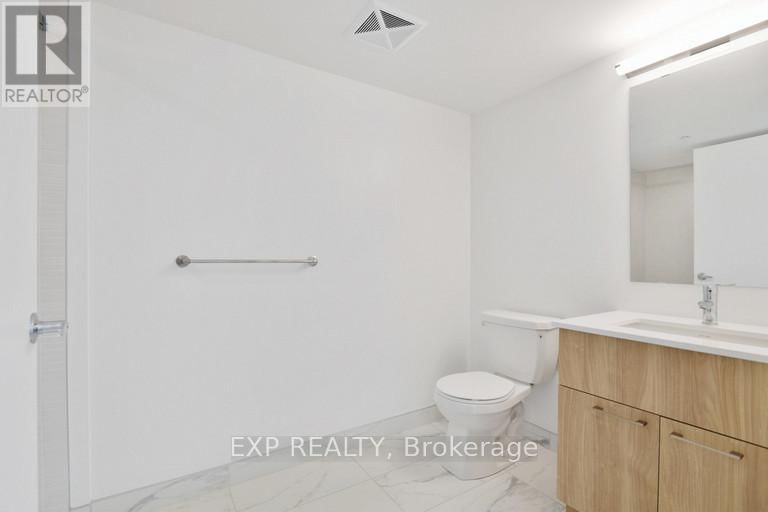 301 - 29 ROBINSON AVENUE Image 3
