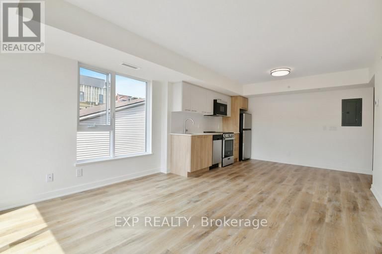 301 - 29 ROBINSON AVENUE Image 9