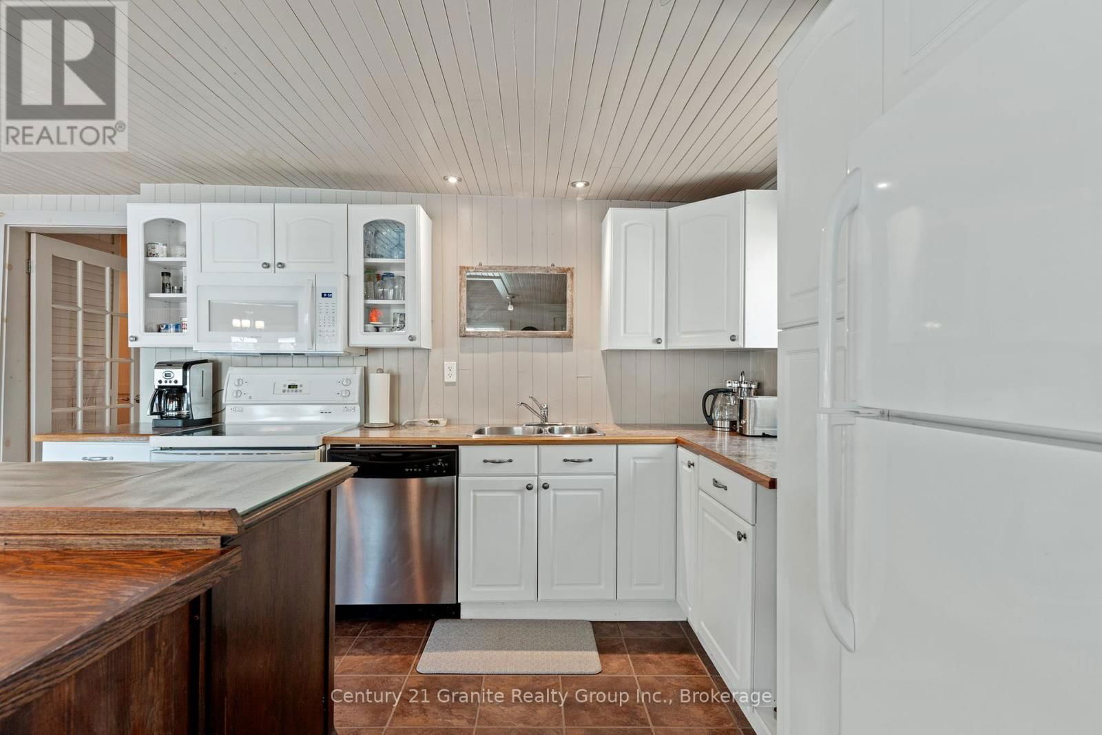 359 AVERY POINT ROAD Image 8