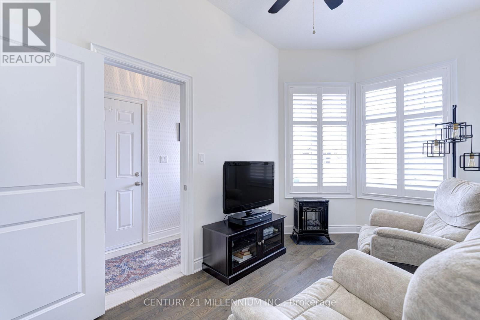 29 SEATON CRESCENT Image 7