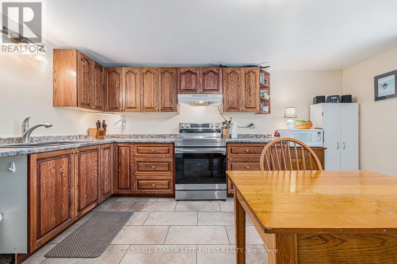 142 HERON DRIVE Image 12