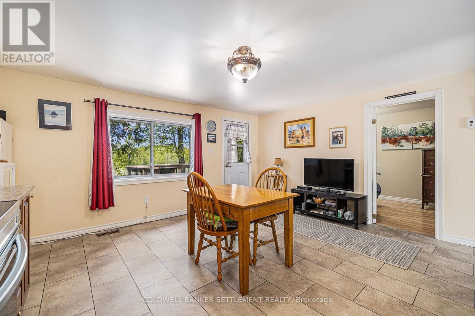142 HERON DRIVE Image 13