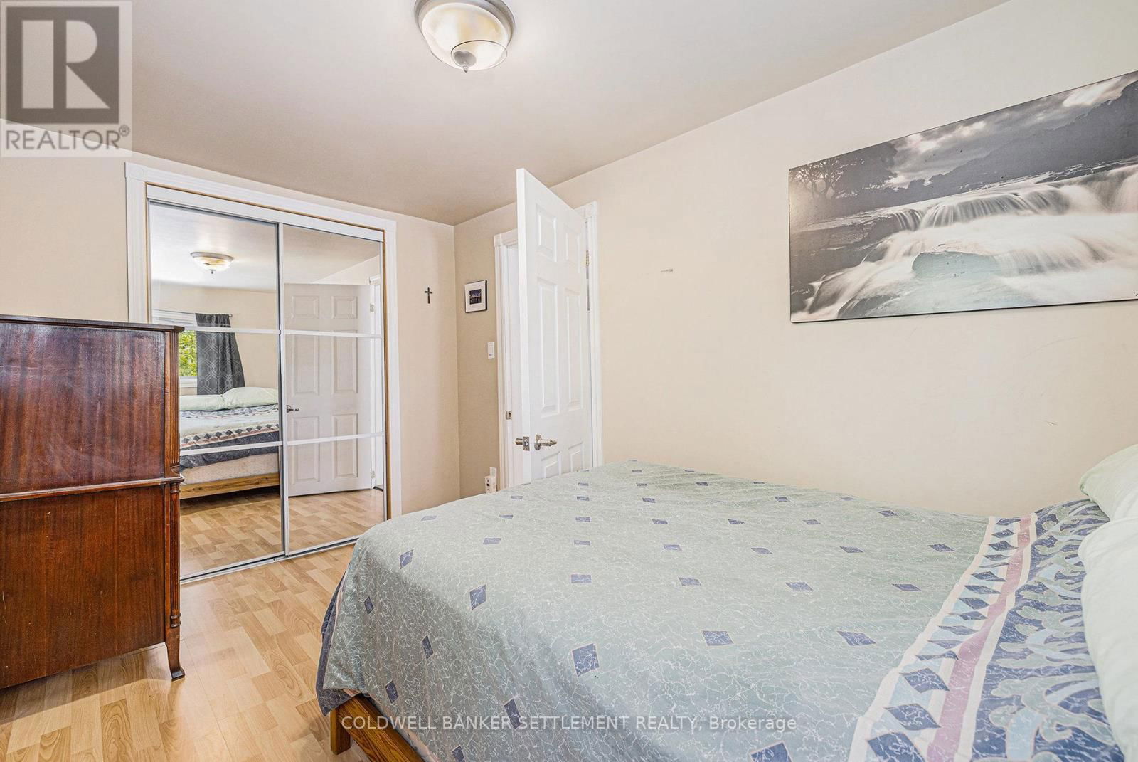 142 HERON DRIVE Image 17
