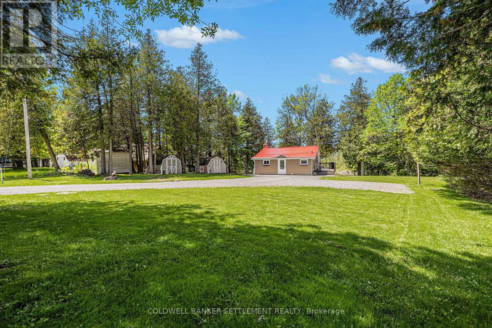 142 HERON DRIVE Image 23