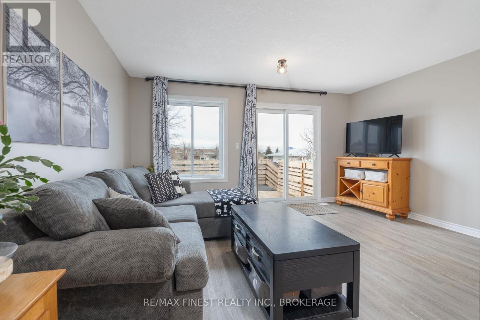 151 MACDOUGALL DRIVE Image 12
