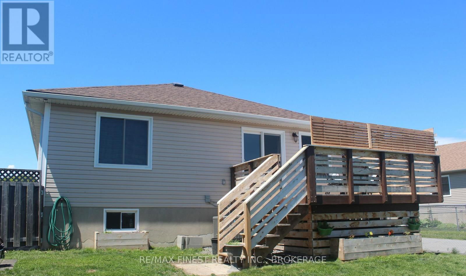 151 MACDOUGALL DRIVE Image 25