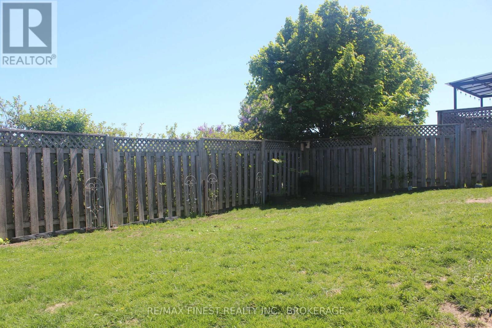 151 MACDOUGALL DRIVE Image 29