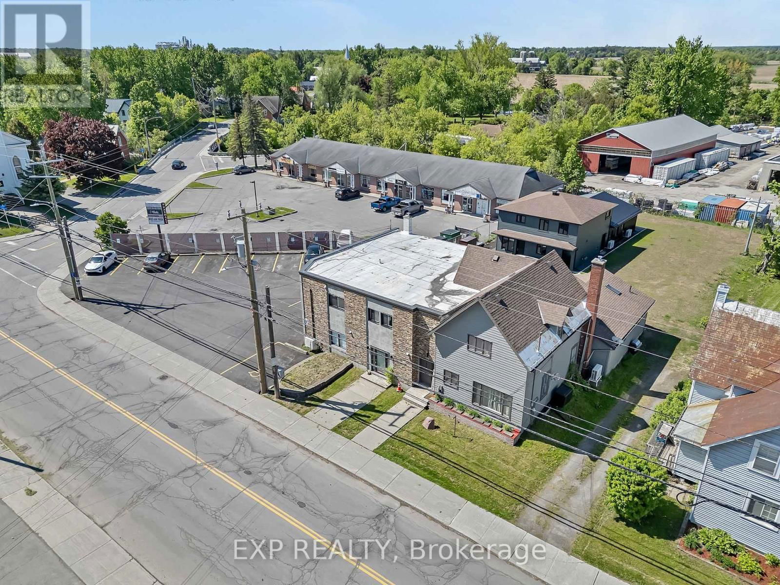 6610 FOURTH LINE ROAD Image 25