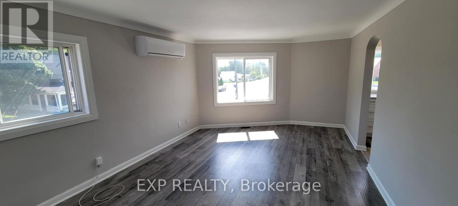 6610 FOURTH LINE ROAD Image 6