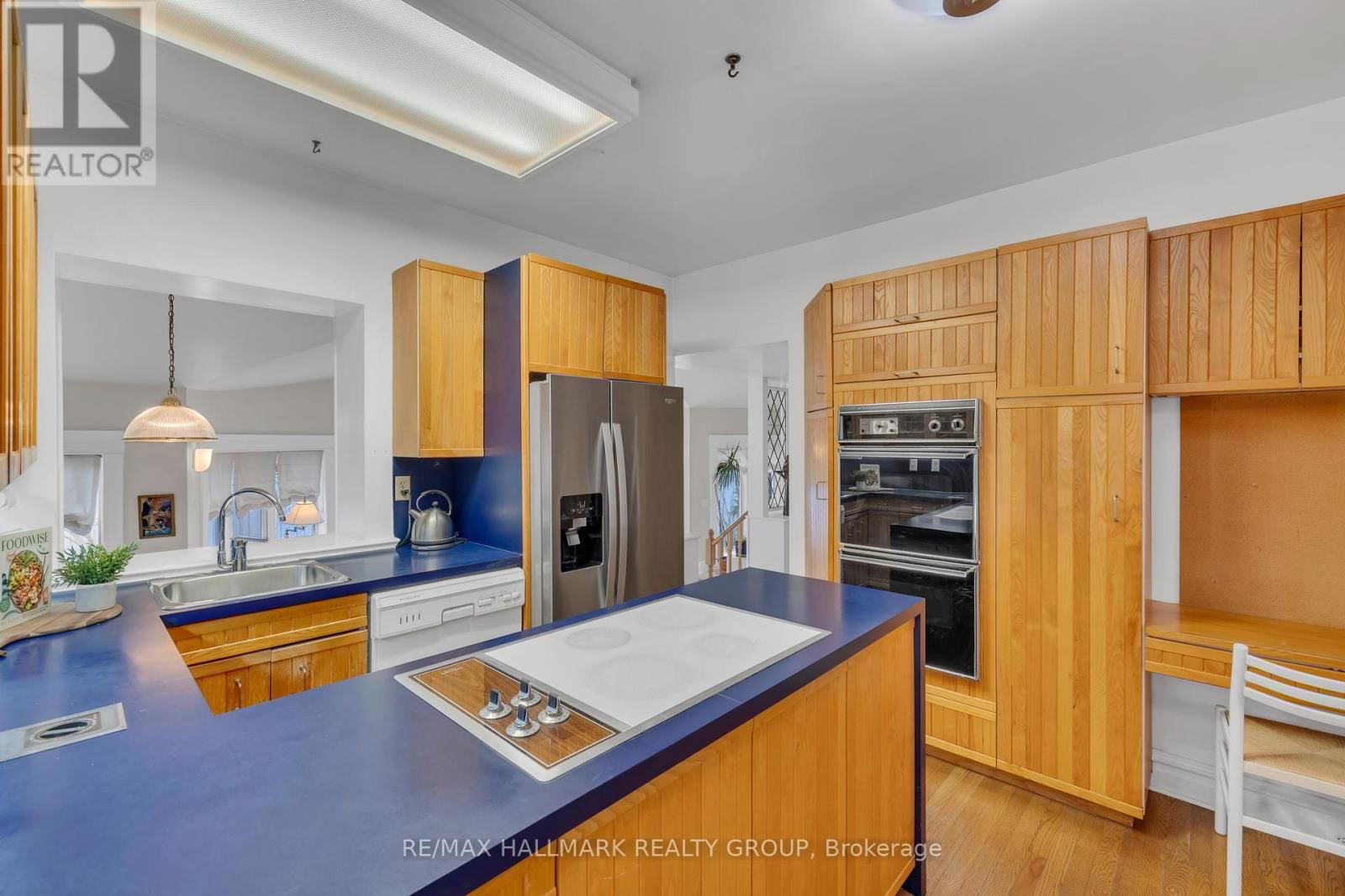 396 HURON AVENUE SOUTH Image 10