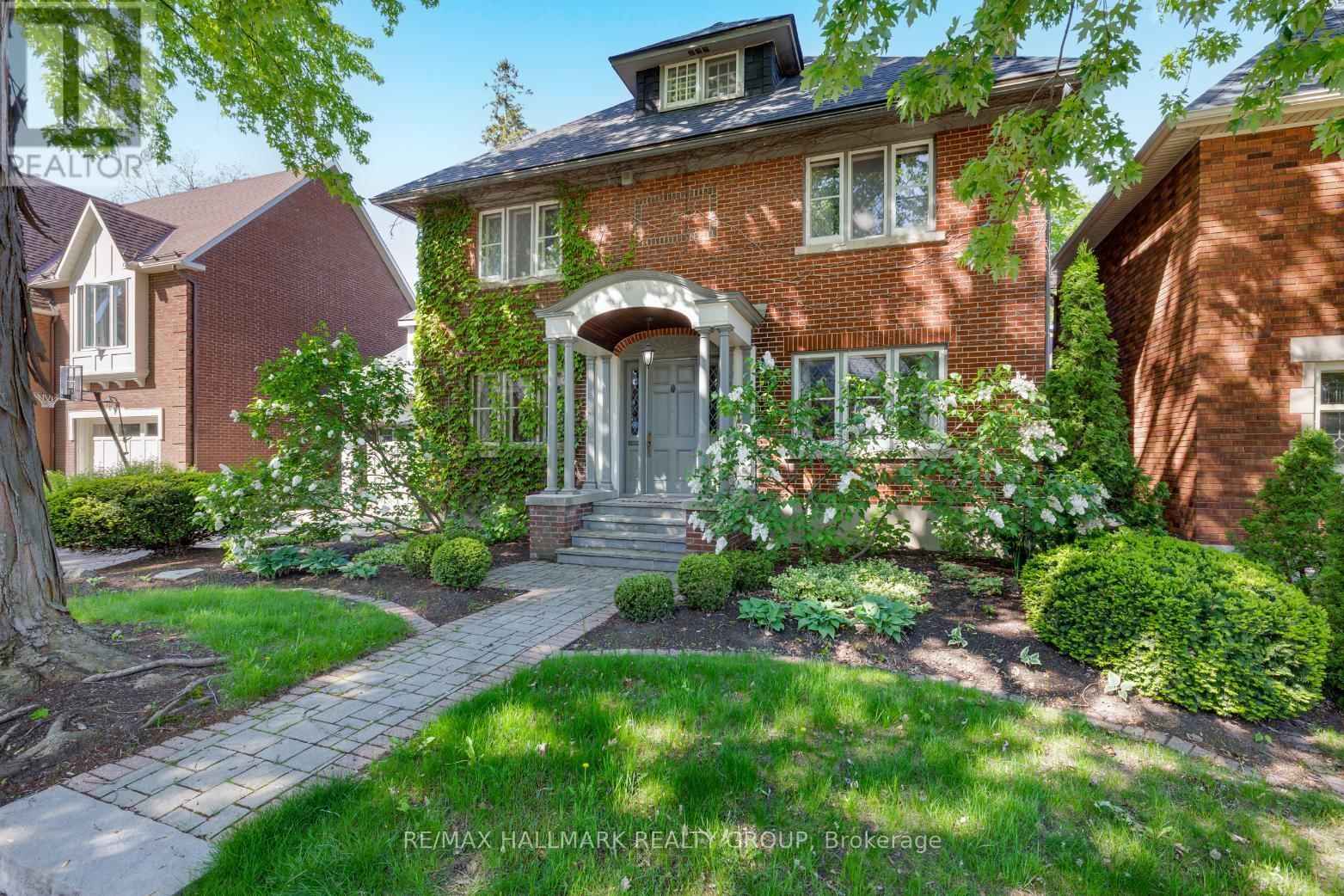 396 HURON AVENUE SOUTH Image 2