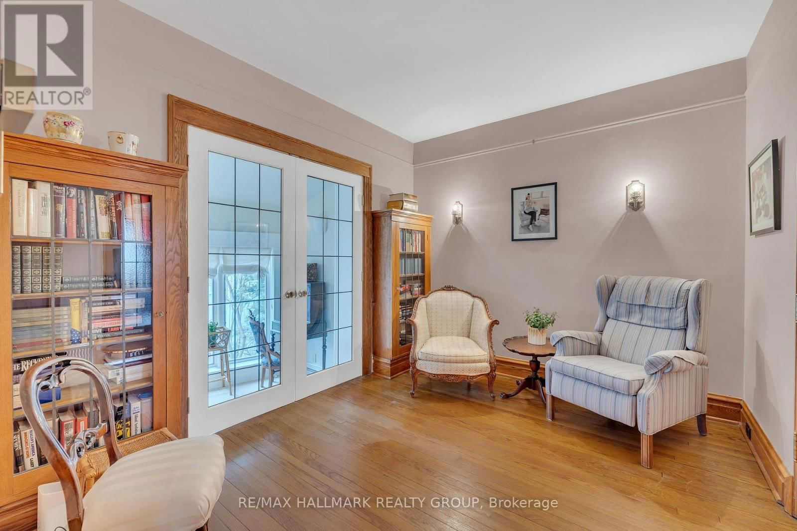 396 HURON AVENUE SOUTH Image 5