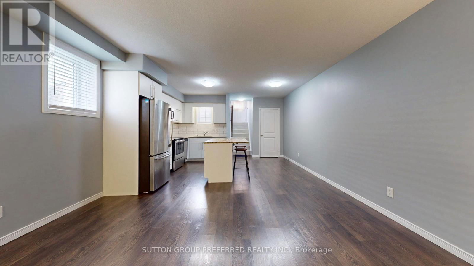 25 - 3200 SINGLETON AVENUE Image 11