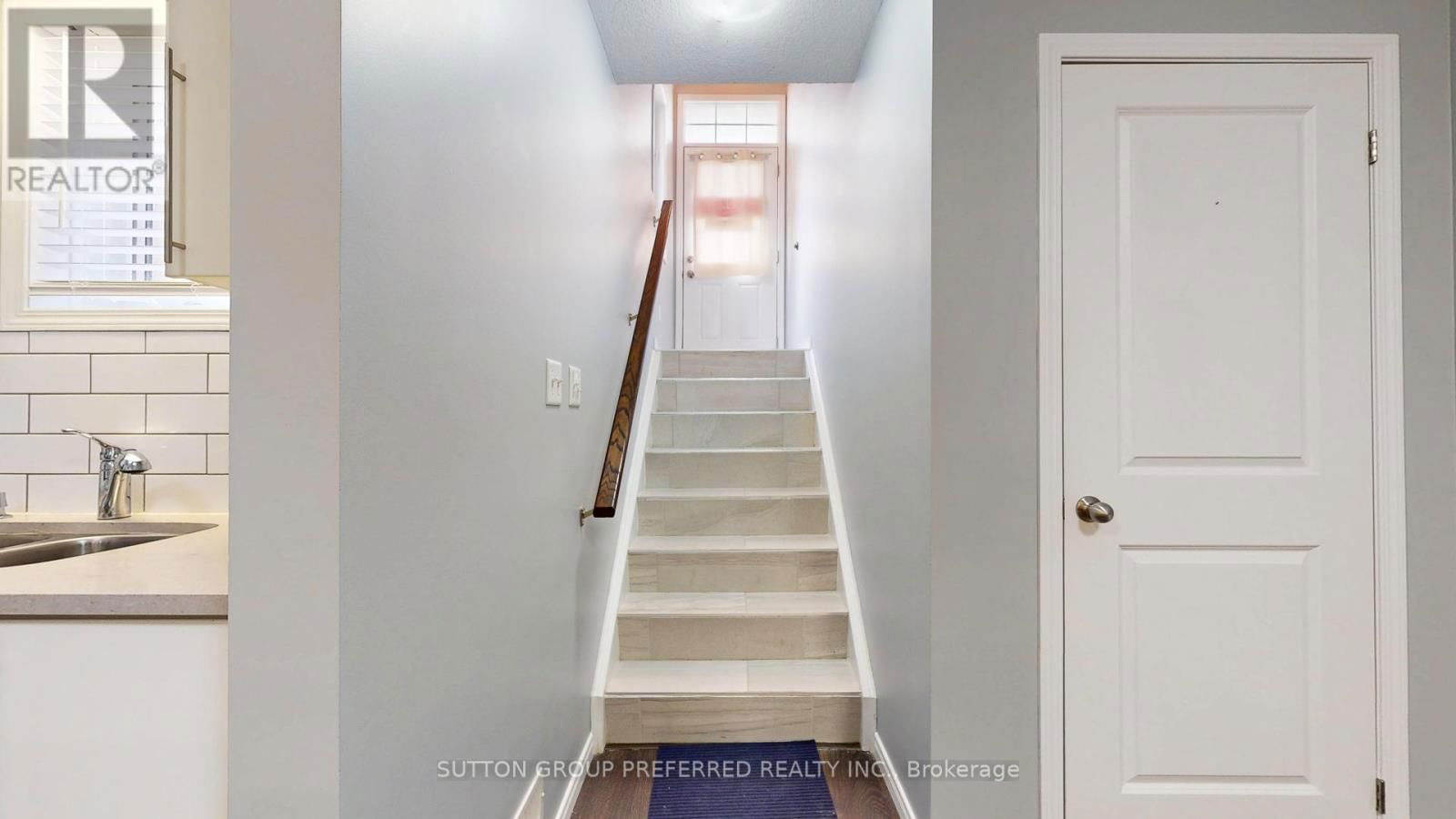 25 - 3200 SINGLETON AVENUE Image 4