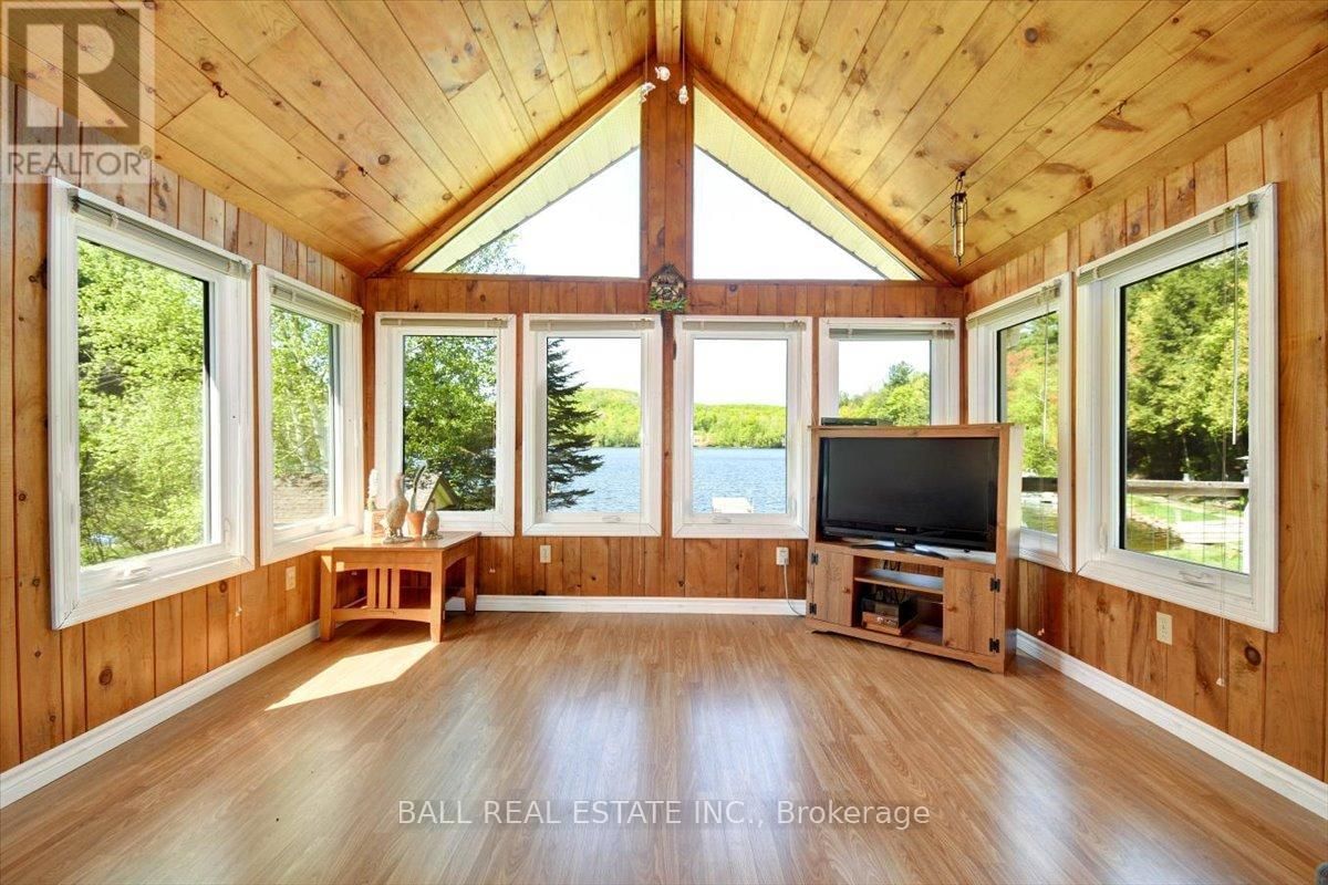 391 PINE DRIVE Image 10